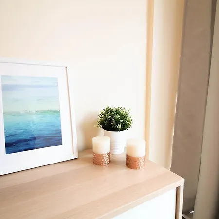 Apartment City Centre Bright & Quiet Apt With Balcony & Pkg Dublin